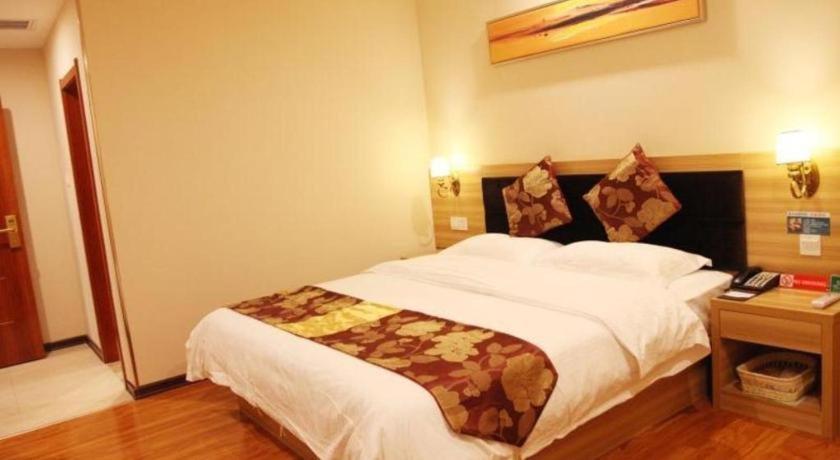 Greentree Alliance Yichang East Yichang Station Hotel Exterior foto