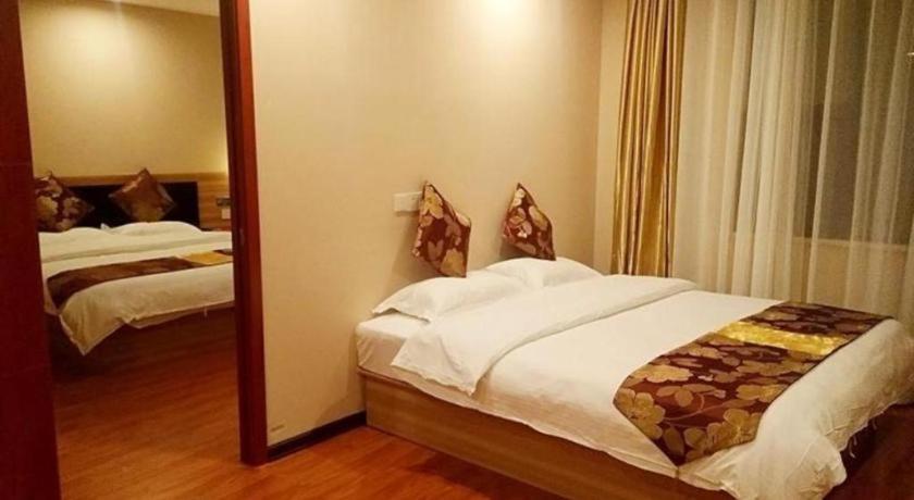 Greentree Alliance Yichang East Yichang Station Hotel Exterior foto