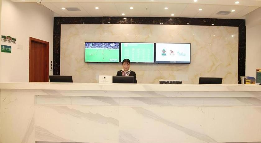 Greentree Alliance Yichang East Yichang Station Hotel Exterior foto
